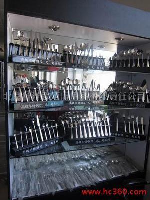 你在網(wǎng)上還是在超市買廚具?廚房用品建議購買網(wǎng)店