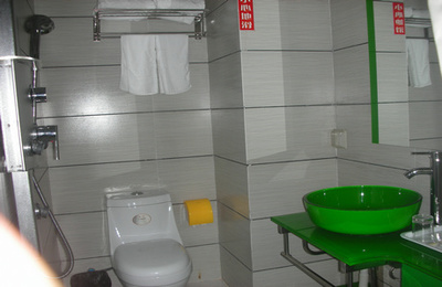 路橋衛(wèi)浴批發(fā)市場地址,贛州衛(wèi)浴批發(fā)市場在哪里?